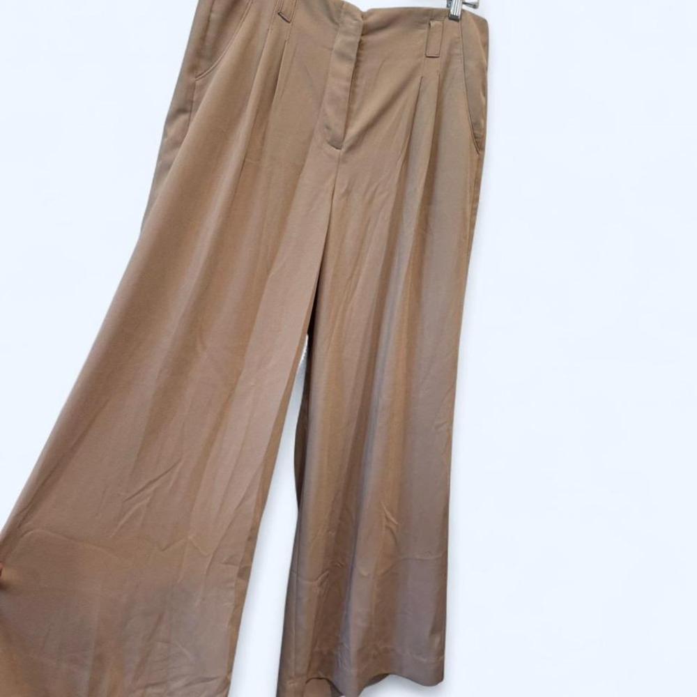 Jennifer Lopez Nude Flare Trousers